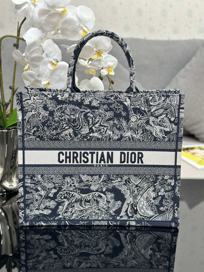 Christian Dior Shopping Bags